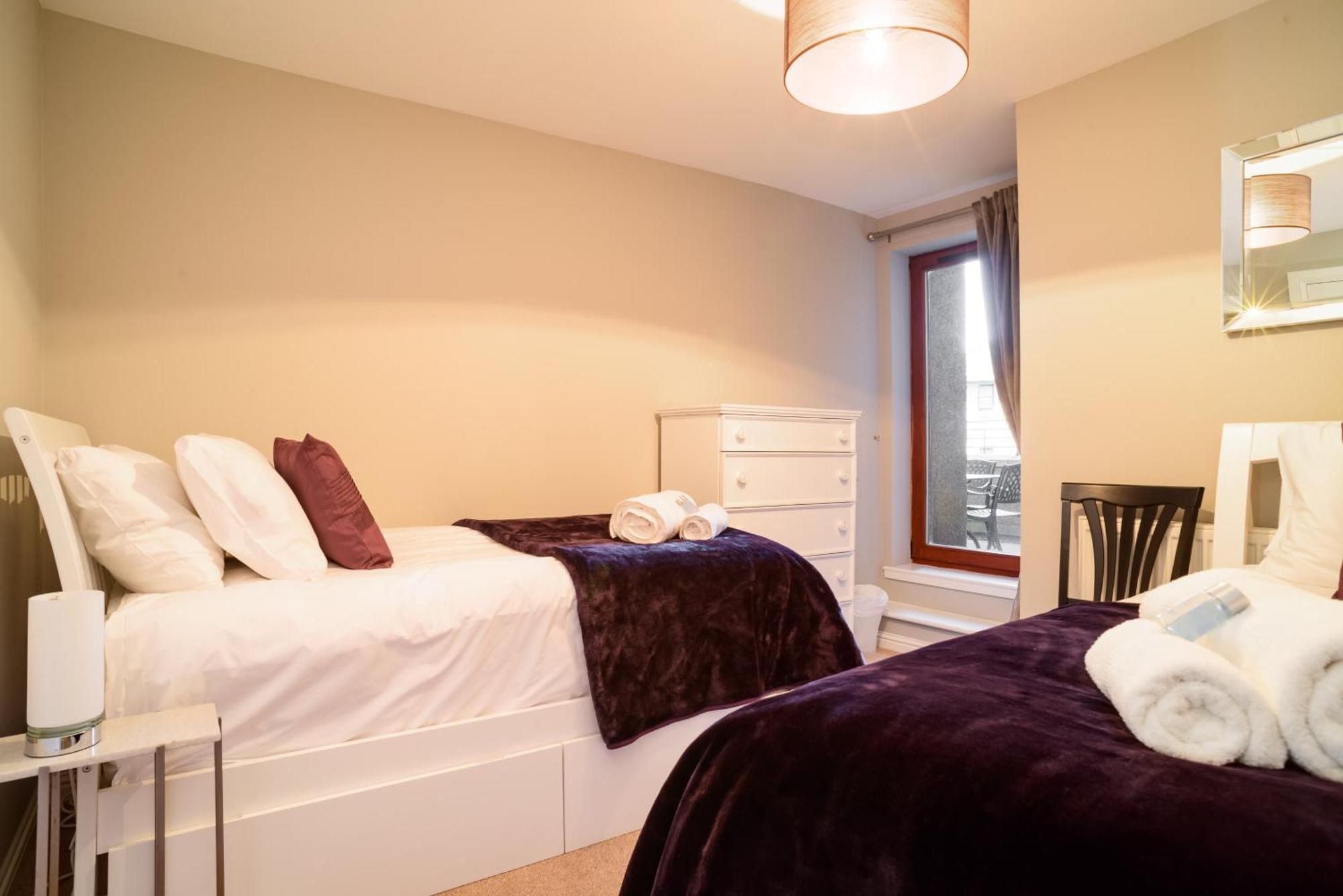 אדינבורו Joivy Gorgeous Flat Near The Scotland Gallery מראה חיצוני תמונה