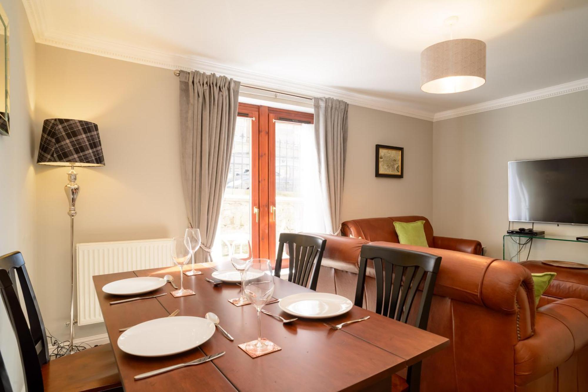 אדינבורו Joivy Gorgeous Flat Near The Scotland Gallery מראה חיצוני תמונה